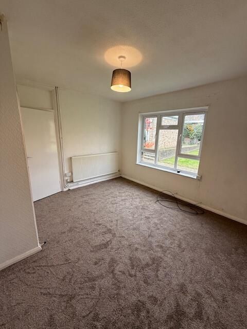 Property photo 3 of 12 Bedroom