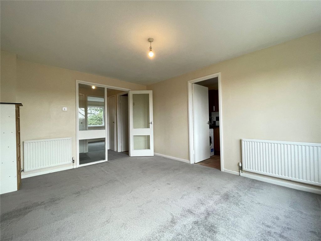 Property photo 2 of 12 Picture No. 13