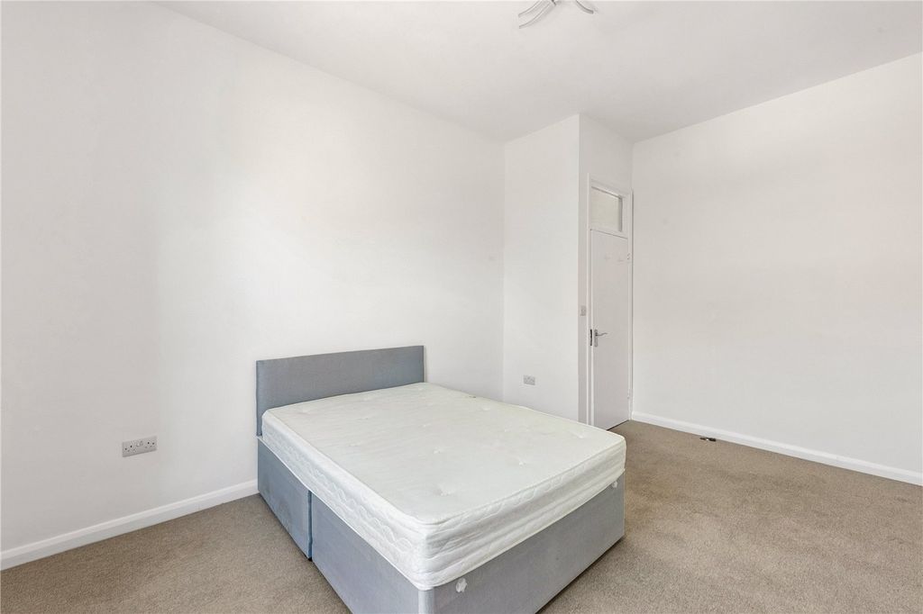 Property photo 3 of 11 Picture No. 04