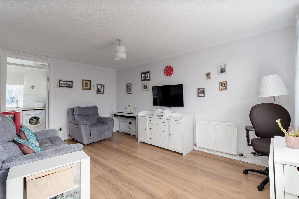 Property photo 3 of 16 Property Image 3