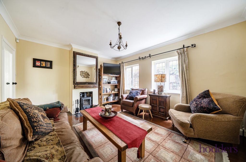 Property photo 2 of 23 20A34E1B-A333-406...