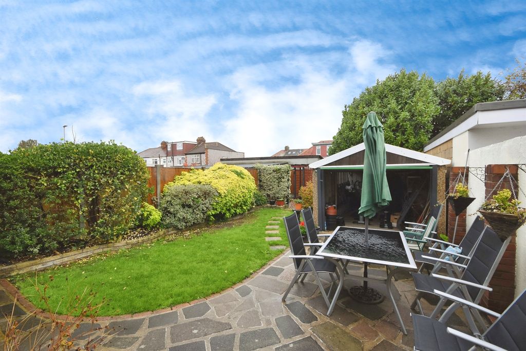 Property photo 2 of 15