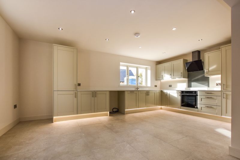 Property photo 2 of 19 Photo 2