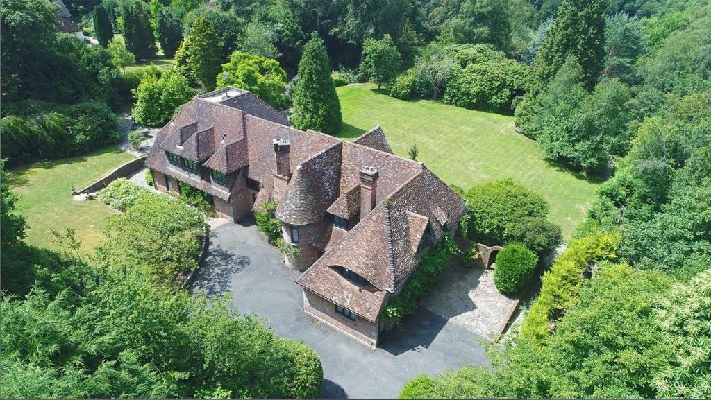 Property photo 1 of 27 Aerial