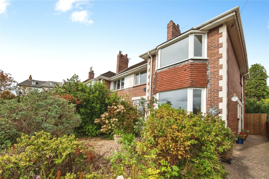 Property photo 1 of 19 Picture No. 11
