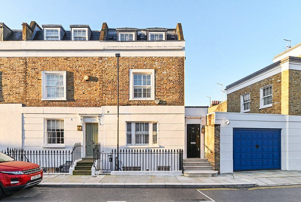 Property photo 1 of 21 First Street, Sw3