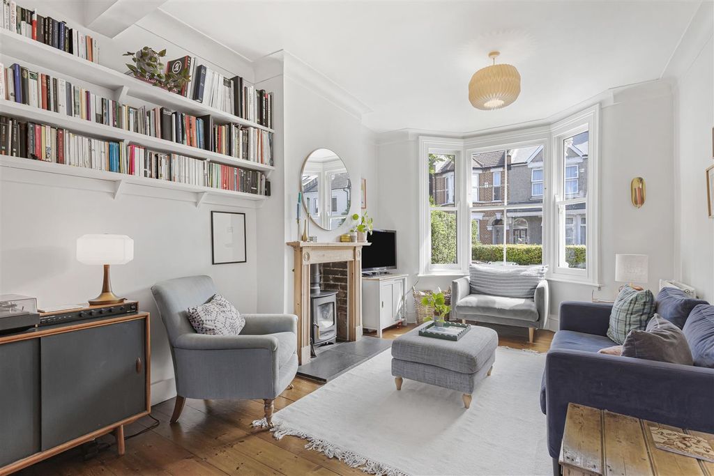 Property photo 2 of 41 2