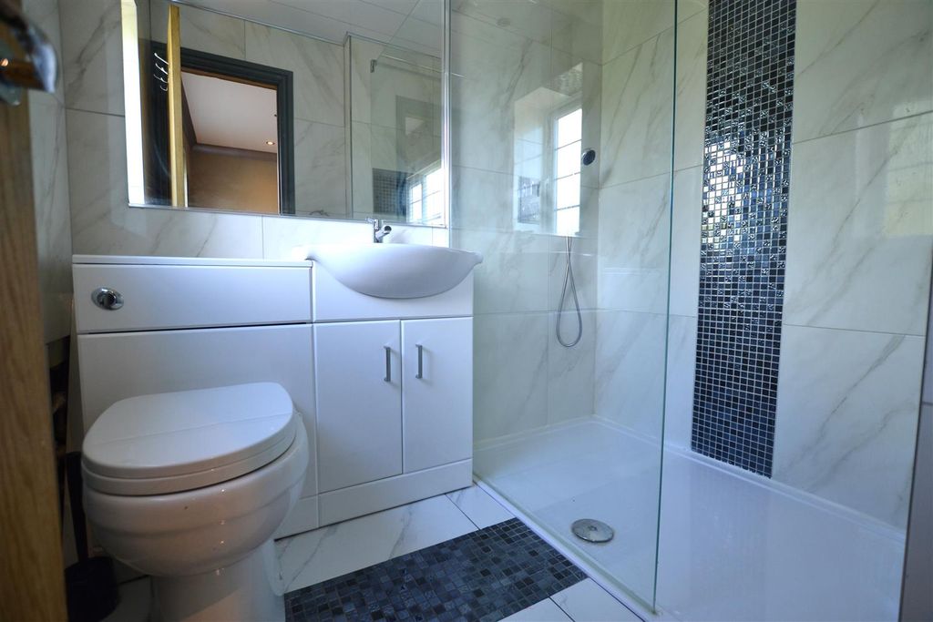 Additional image 8 of 6 bed detached house for saleParklands Court, Gateshead NE10