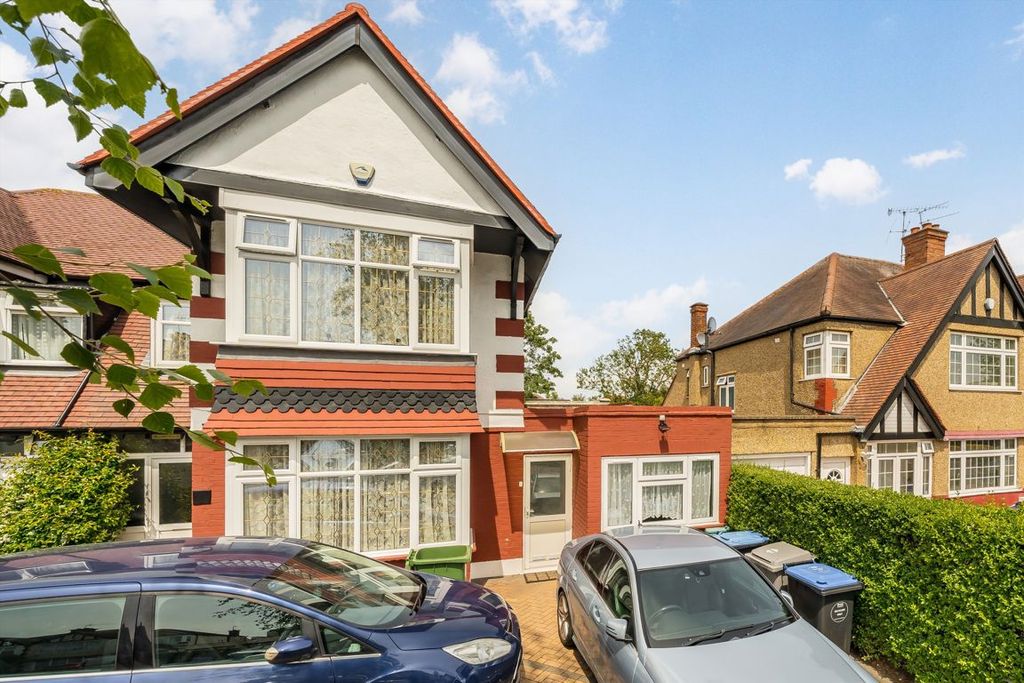 Property photo 1 of 7