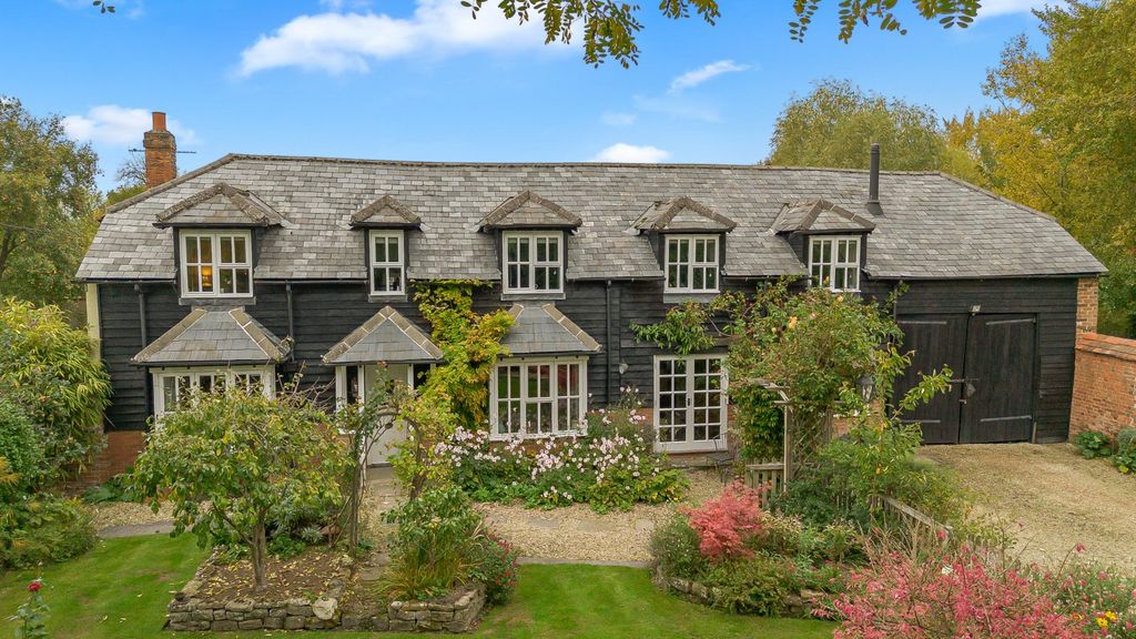 Property photo 1 of 30 Front