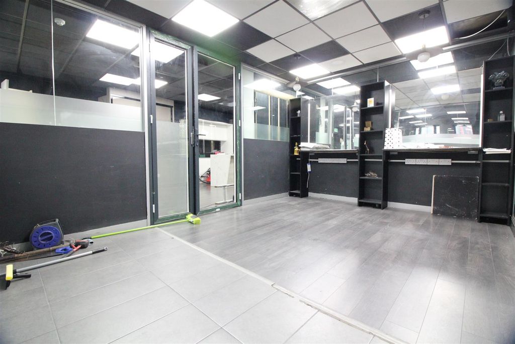 Property photo 1 of 4 6C0Cad37-Bbd3-415F-833D-129E111B94E5.Jpeg