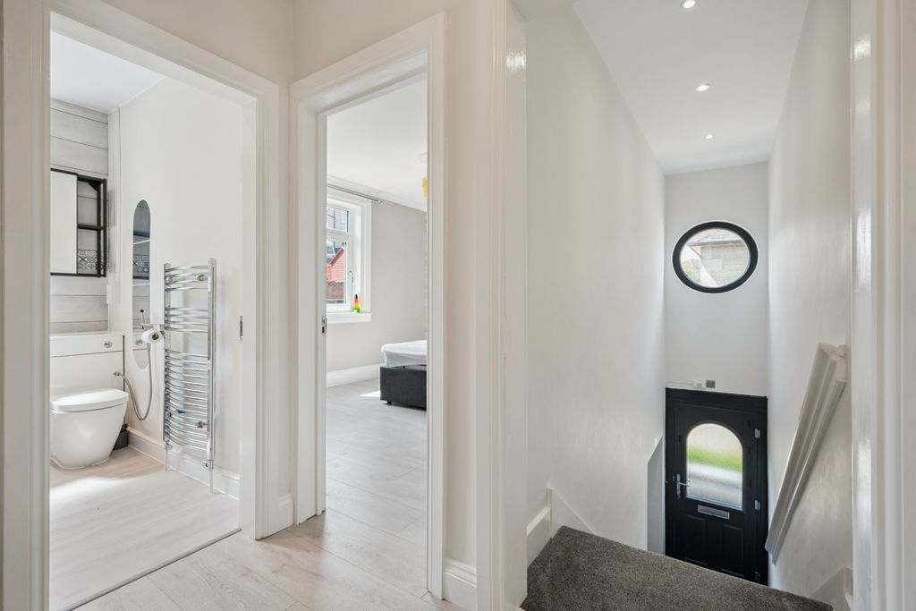 Property photo 2 of 12 2