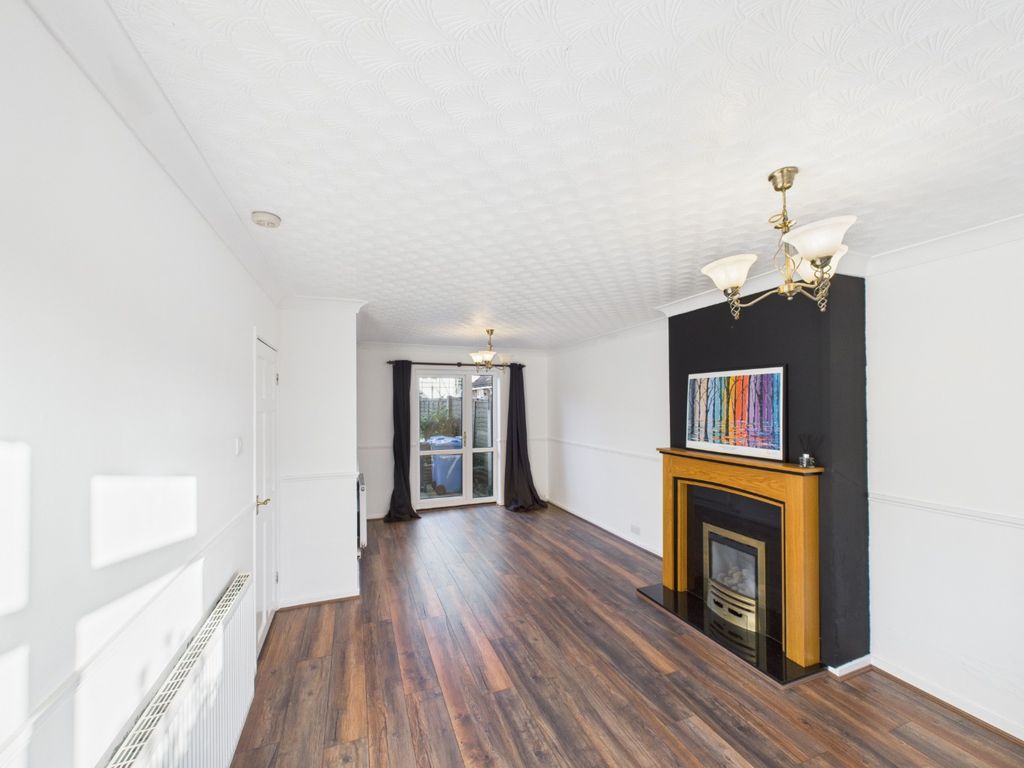 Property photo 3 of 20 4737897