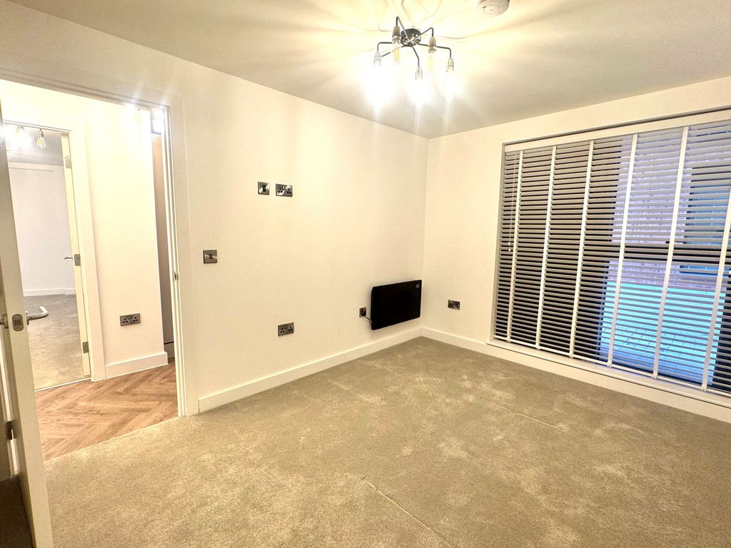 Property photo 3 of 7 Bedroom