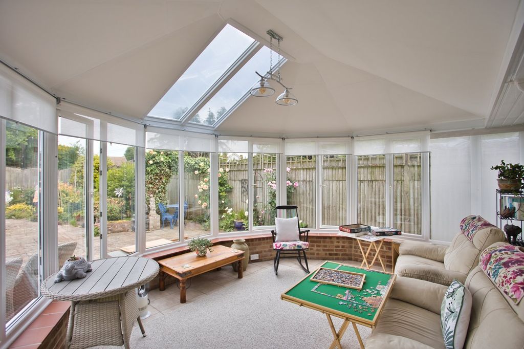 Property photo 2 of 12 Picture 2