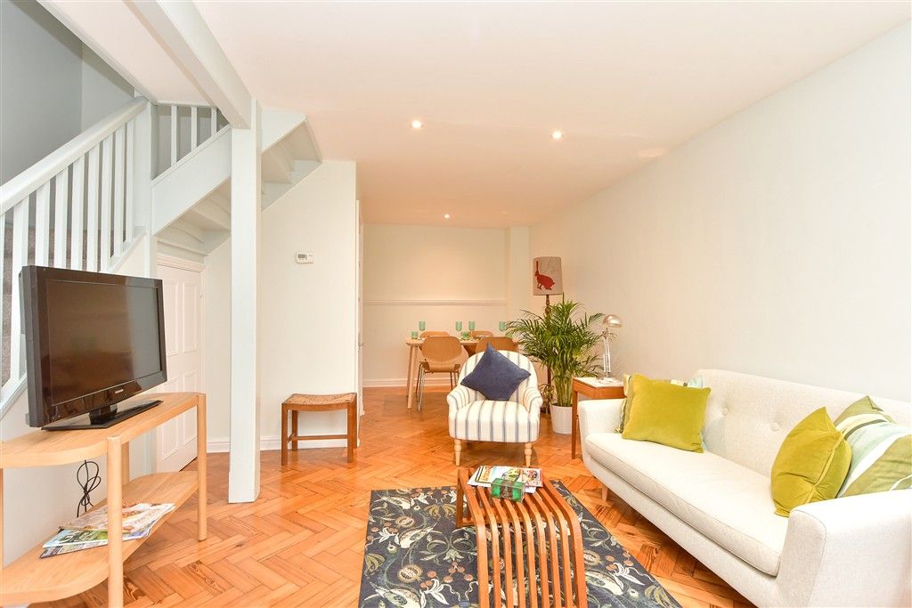 Property photo 2 of 12 Lounge/Diner