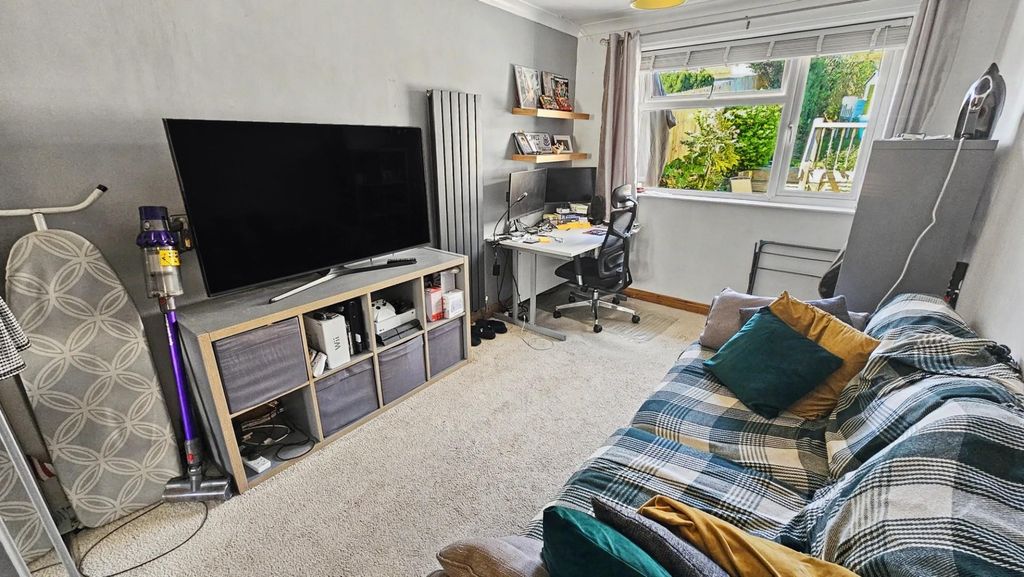 Property photo 3 of 15