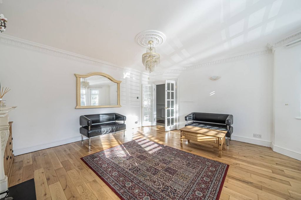 Property photo 1 of 35