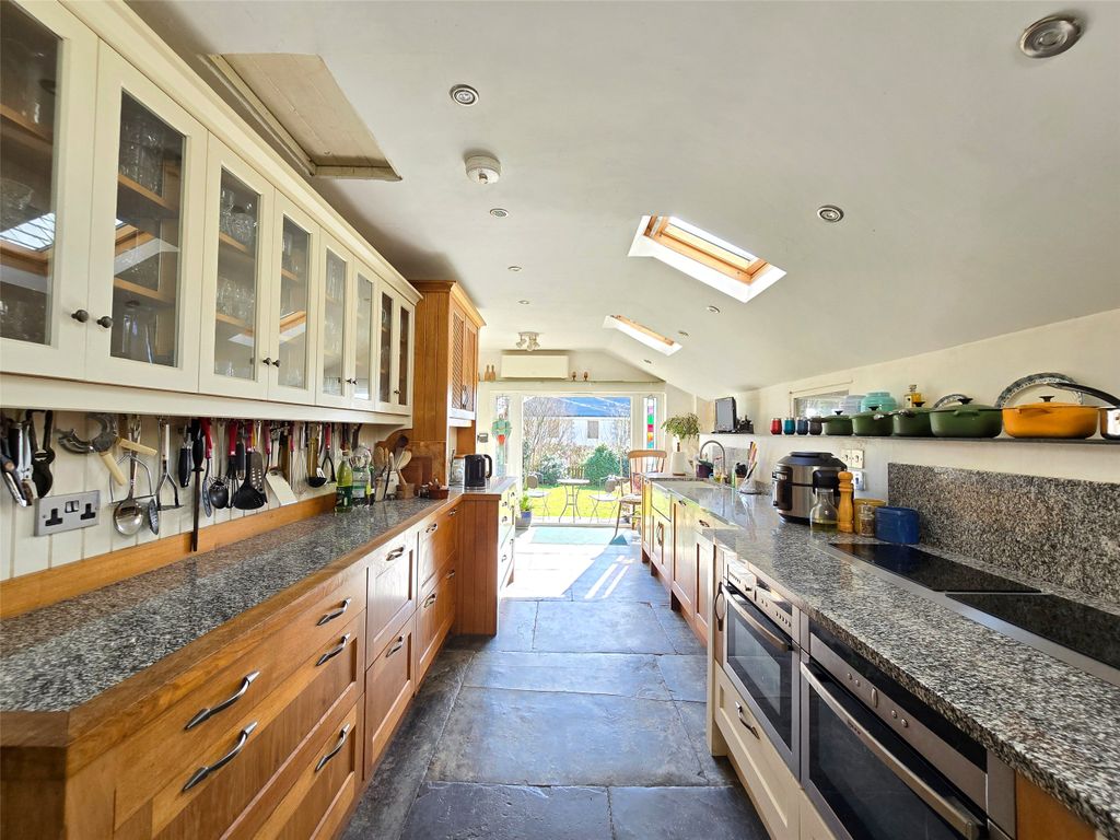 Property photo 3 of 27 Picture No. 03