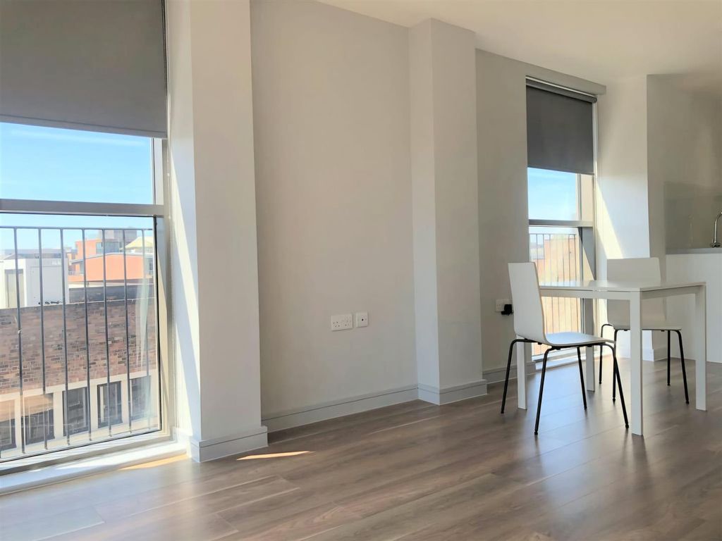 Property photo 3 of 12 Dining Area(1).Jpg