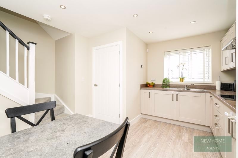 Property photo 3 of 19 Photo 9
