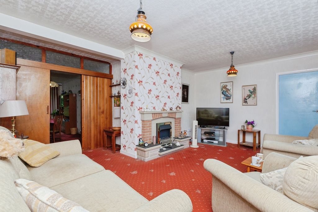 Property photo 2 of 22 Pbox-Img.Jpg