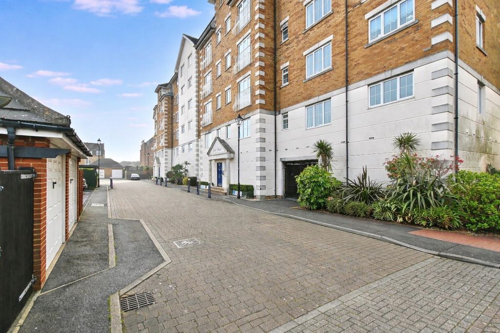 Property photo 2 of 22 3.Jpg