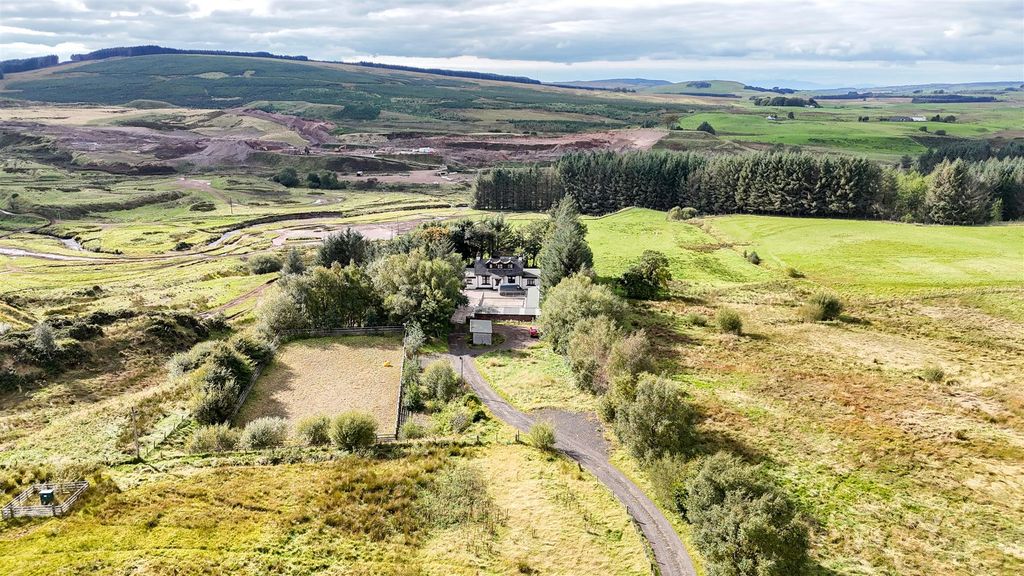 Property photo 2 of 30 Drone