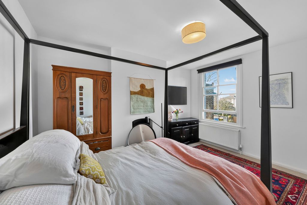 Property photo 3 of 13 Picture No. 16