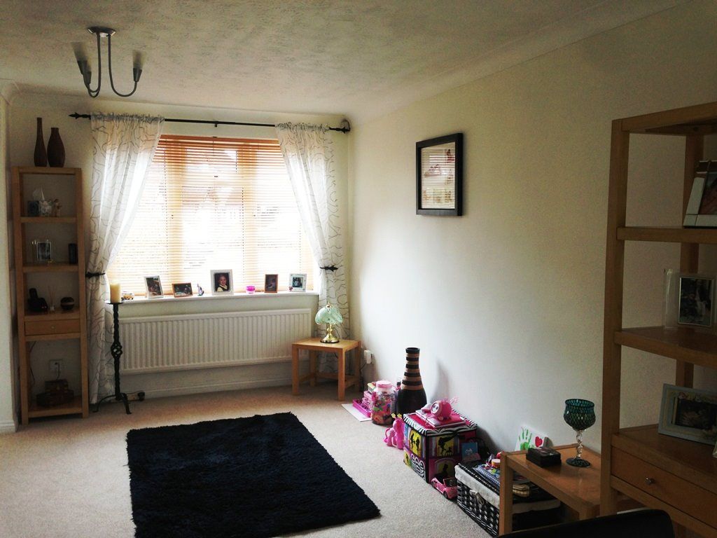 Property photo 3 of 8