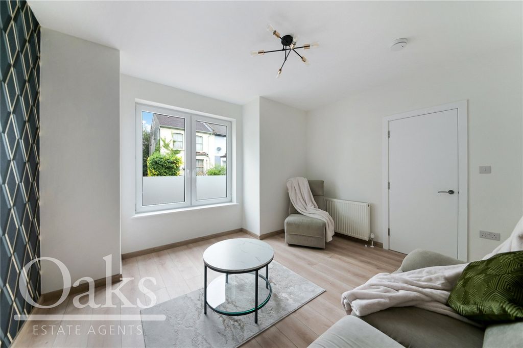 Property photo 1 of 12 Picture No. 06