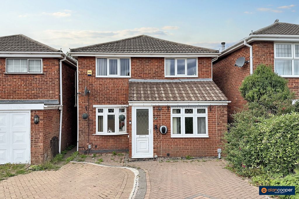 Property photo 1 of 15 4122371
