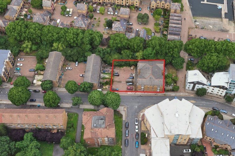 Property photo 3 of 4