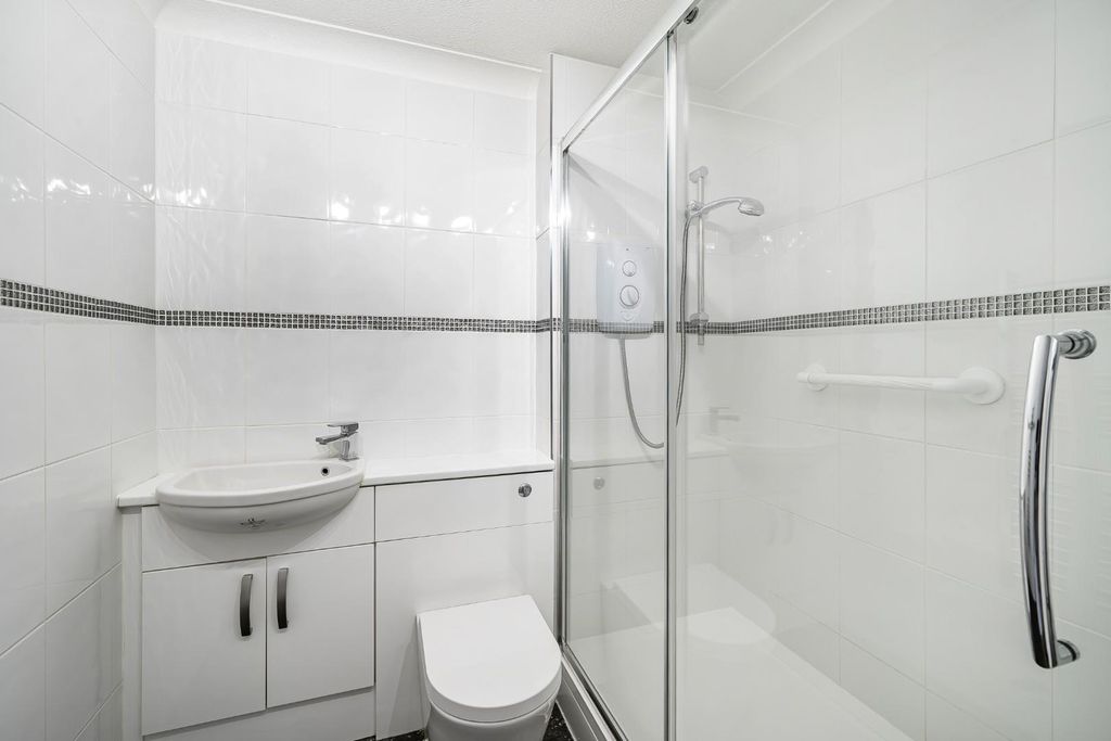 Property photo 3 of 16 1407691-13-6983587B57166.Jpg