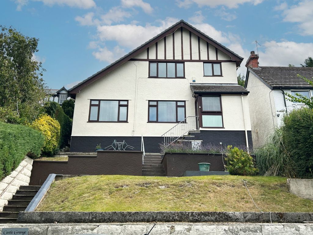 Property photo 1 of 29