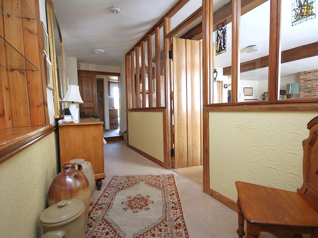 Property photo 3 of 36