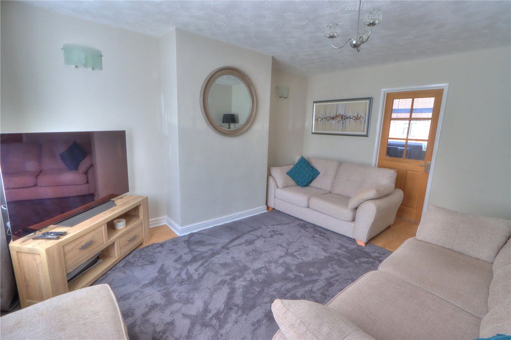 Property photo 2 of 13 Picture No. 02