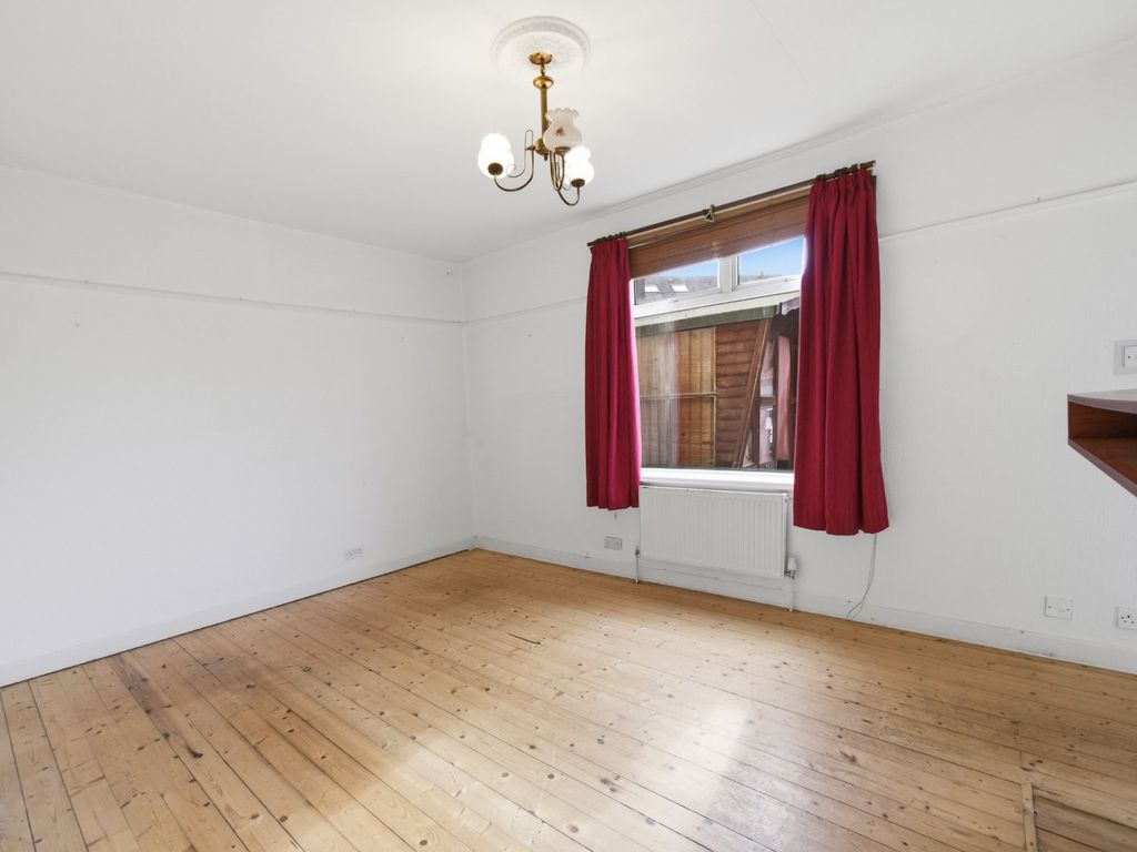 Property photo 2 of 12 Picture 2