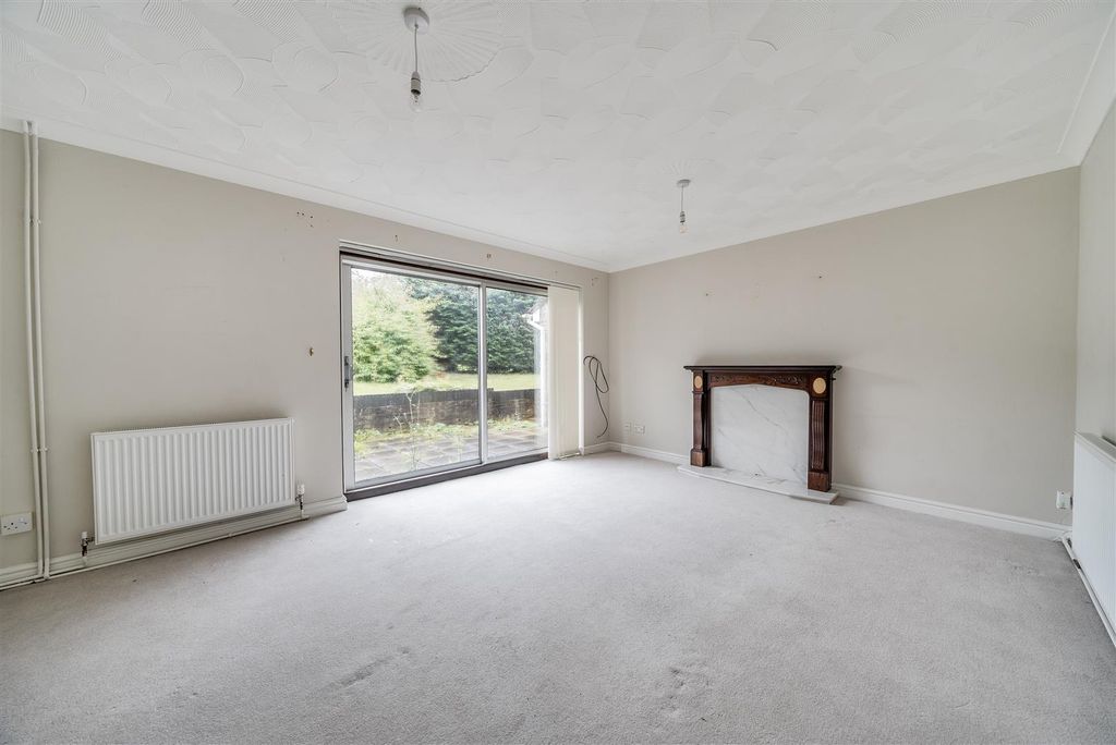 Property photo 3 of 30