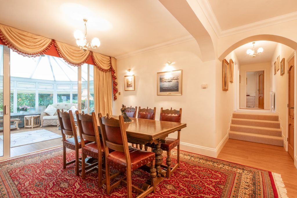 Additional image 4 of 4 bed bungalow for saleRue Charlotte, Fort George, St. Peter Port, Guernsey GY1