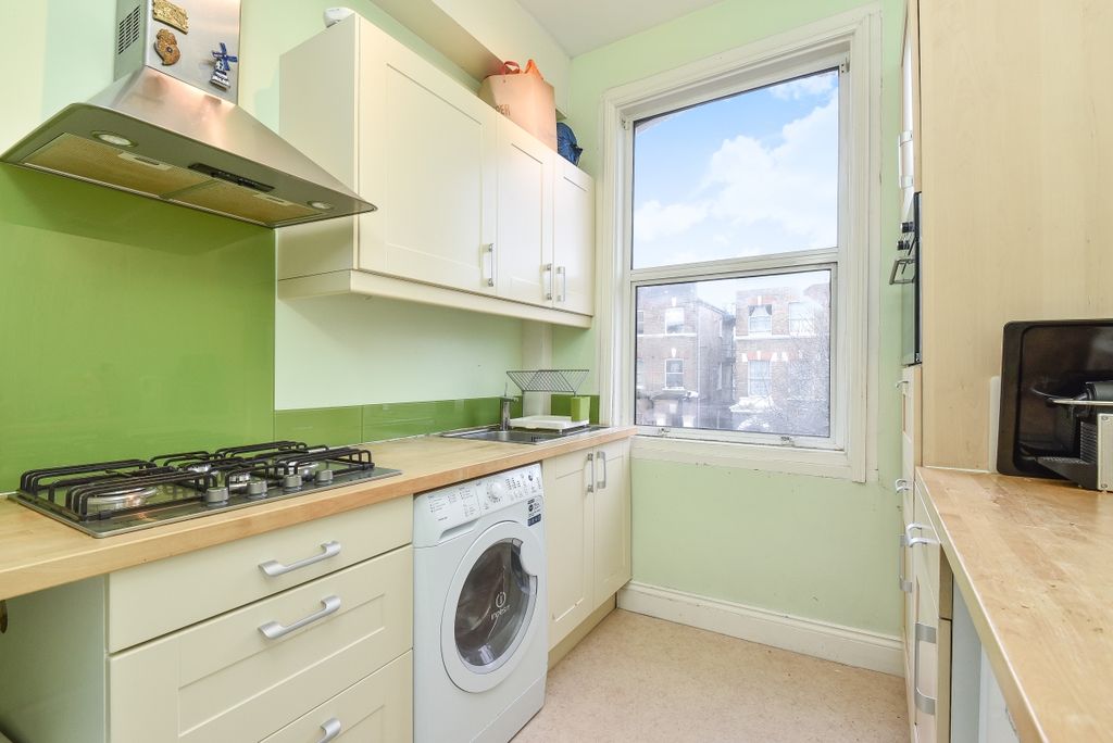 Property photo 3 of 5 239223 (1)