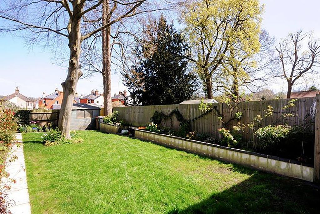 Property photo 3 of 11 Garden