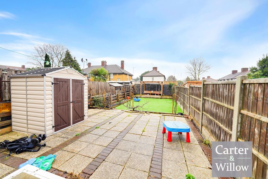 Property photo 3 of 13