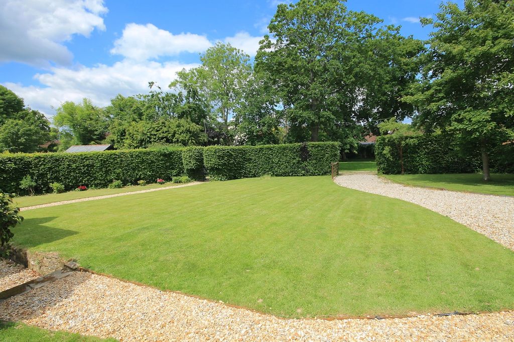 Property photo 3 of 16