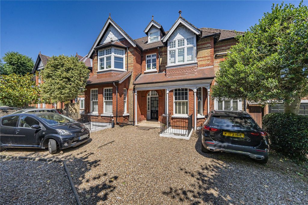 Property photo 1 of 18 Picture No. 02