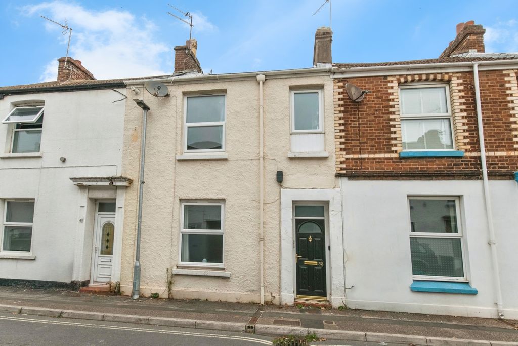 Property photo 1 of 17 Photo