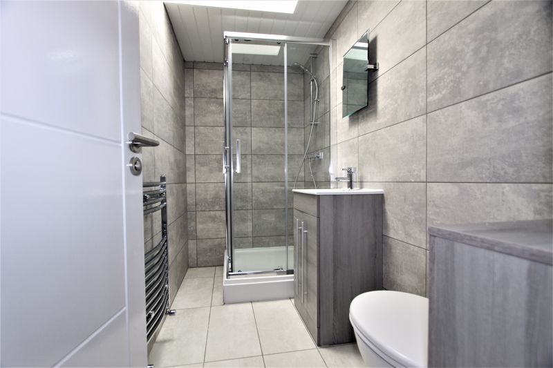 Property photo 3 of 11 Photo 14