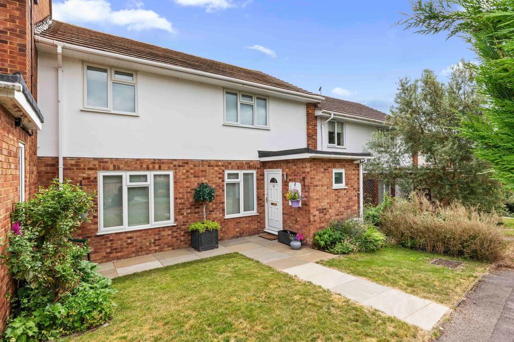 Property photo 1 of 12