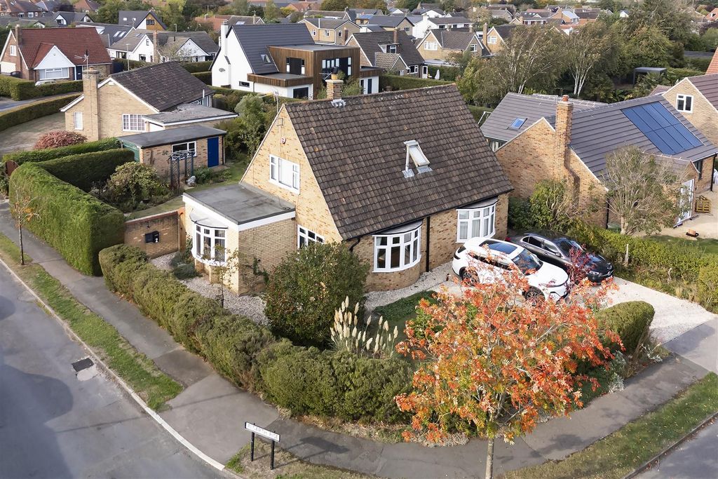 Property photo 1 of 22