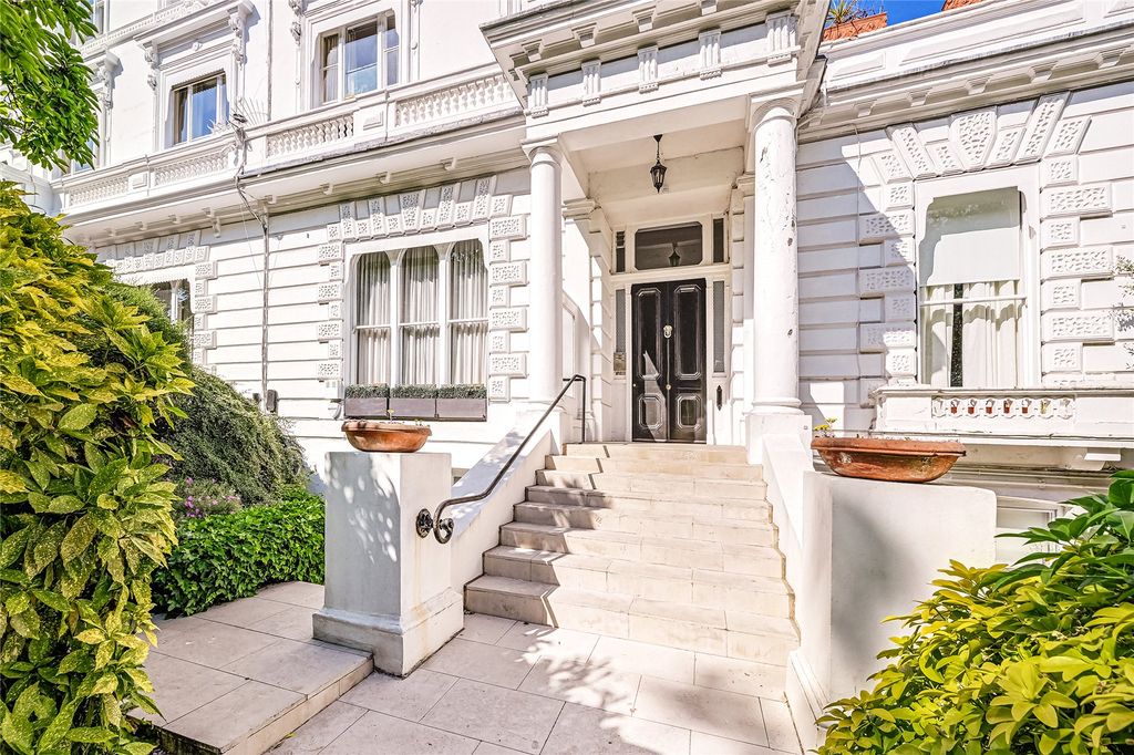 Property photo 2 of 20 Exterior